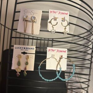 Earrings 4 pairs NWT Betsy Johnson, Jessica Simpson